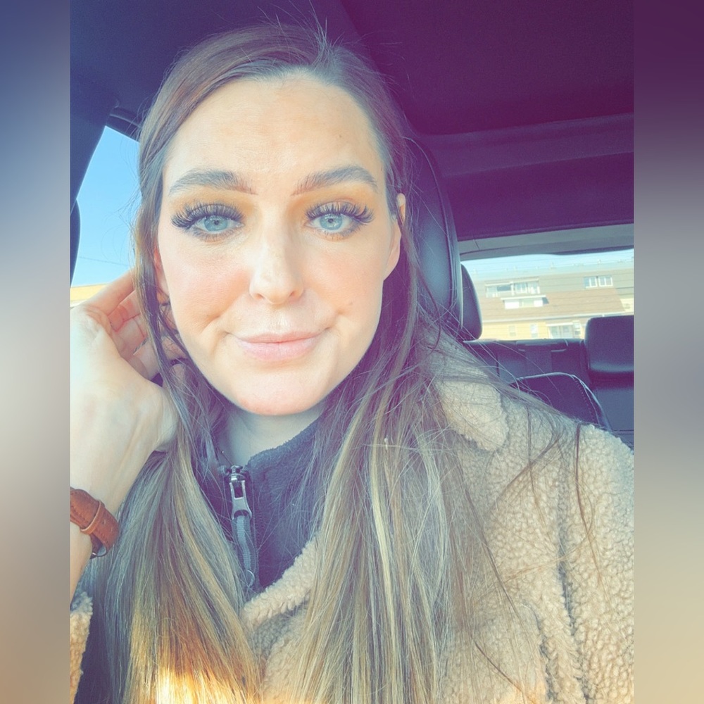 Meet your Posher, Amanda